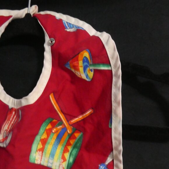 Colorful Baby Bib With Adjustable Snap Button - Picture 5 of 15